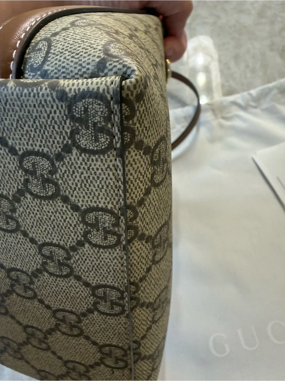 Gucci Nano Bucket Bag GG Supreme Crossbody - Picture 10 of 14